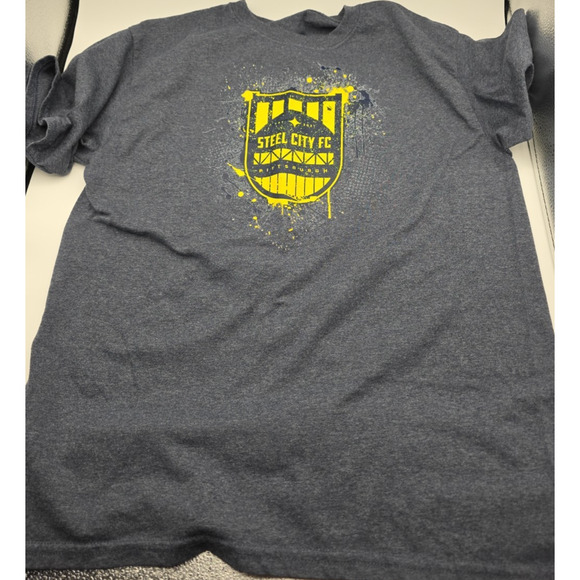 Steel City Pittsburgh FC Gildan Boy's Dark Blue Short-Sleeved Shirt - Youth XL - Picture 1 of 3